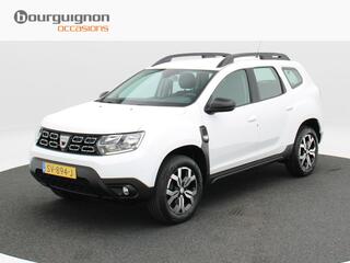 DACIA DUSTER 1.2 TCe 125 Pk Comfort | Trekhaak | Cruise Control | Airco | 17 Inch | 100.180 Km !!