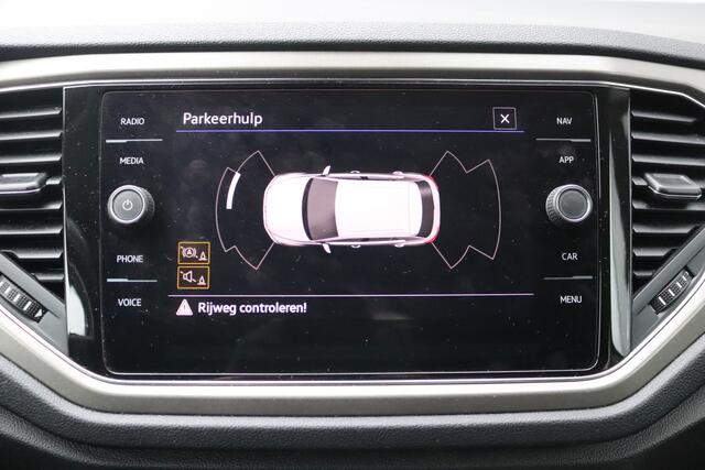 Volkswagen T-ROC 1.0 TSI Style Business Adaptive-cruise/Parkeerhulp/Stoelverwarming/Carplay