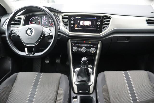 Volkswagen T-ROC 1.0 TSI Style Business Adaptive-cruise/Parkeerhulp/Stoelverwarming/Carplay