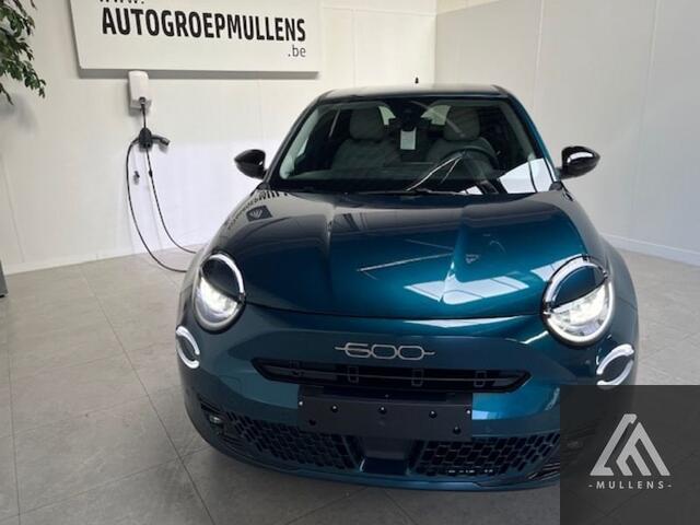 Fiat 600 54 kWh La Prima