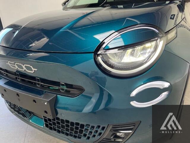 Fiat 600 54 kWh La Prima