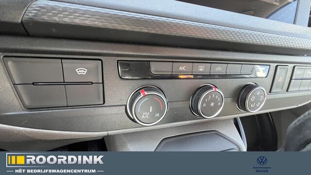 Volkswagen Transporter T6.1 150 pk DSG LMV Bumpers in kleur