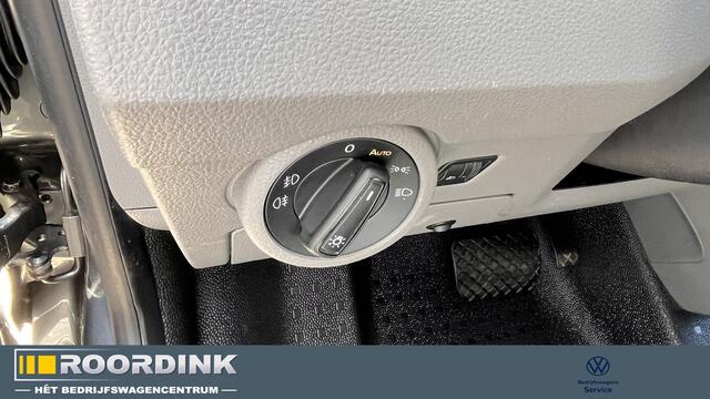 Volkswagen Transporter T6.1 150 pk DSG LMV Bumpers in kleur