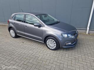 Volkswagen Polo (2009 - 2017)