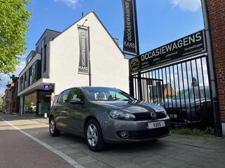 VOLKSWAGEN GOLF Trendline