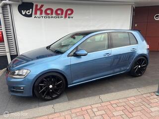 Volkswagen Golf VII
