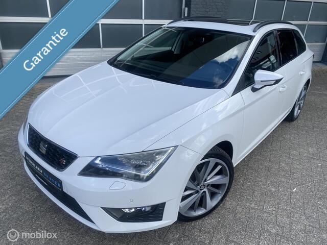 Seat Leon ST 1.8 TSI FR Camera/Carplay//Nav/Pano/Pdc/Xenon