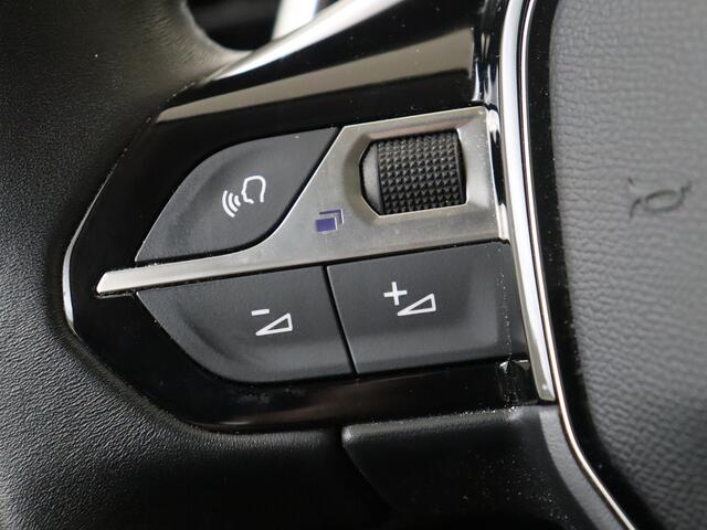 Peugeot 3008 1.6 HYbrid 225 Allure