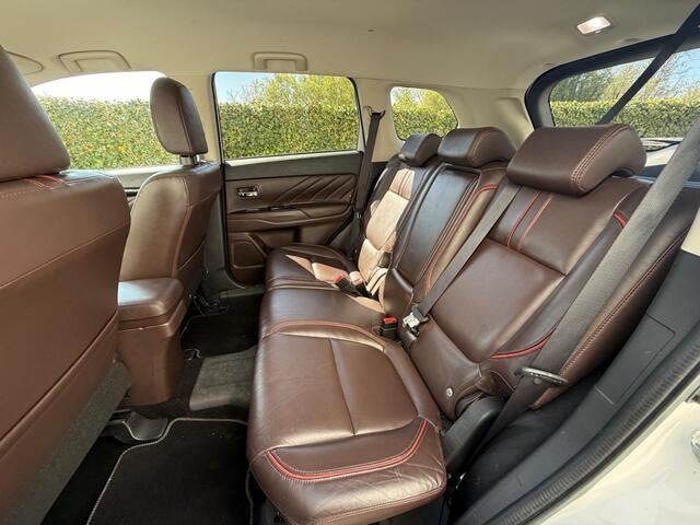 Mitsubishi Outlander 2.0 PHEV Business Ed