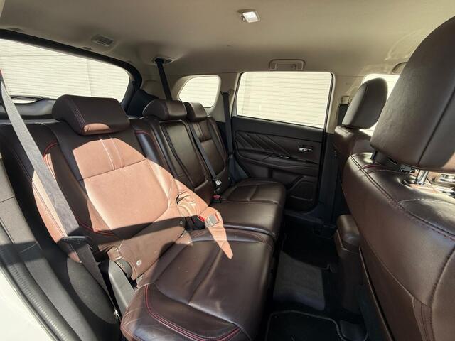 Mitsubishi Outlander 2.0 PHEV Business Ed