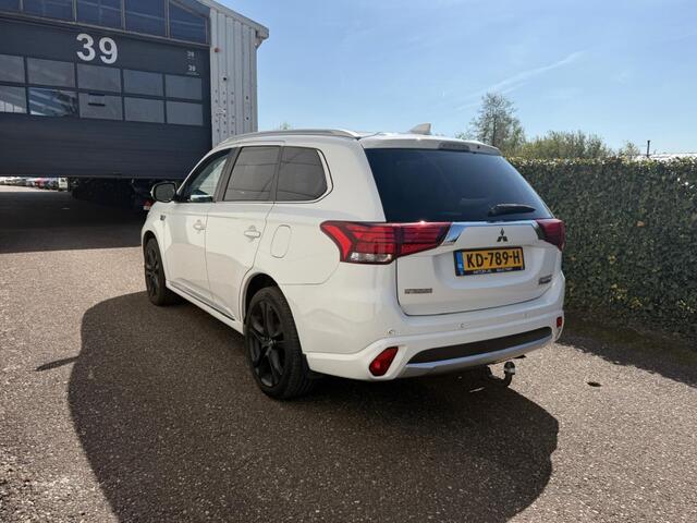 Mitsubishi Outlander 2.0 PHEV Business Ed