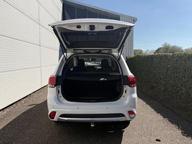 Mitsubishi Outlander 2.0 PHEV Business Ed