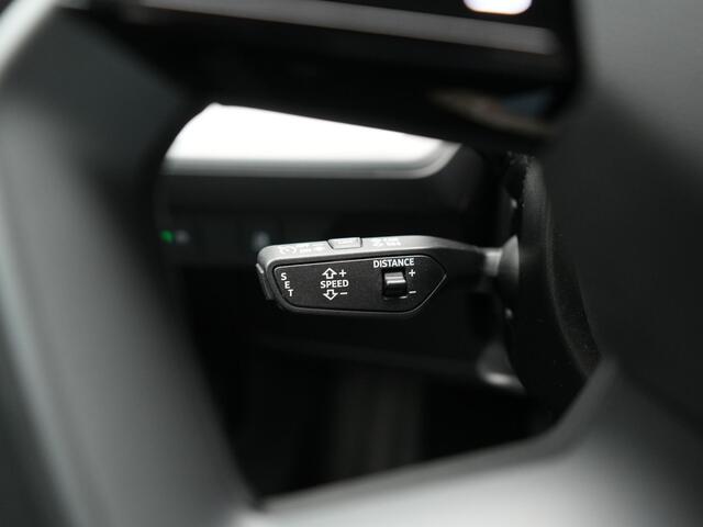 Audi Q4 e-tron 50 quattro Advanced edition 82 kWh 300pk Dealer O.H. | Apple Carplay | Voorstoelen Verwarmd | Navigatie Plus | 19L.M | LED | Cruise Control 