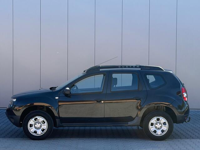Dacia Duster 1.2 TCe 4x2 Laur�ate - Noir Nacre - Cruise/Trekhaak/Airco