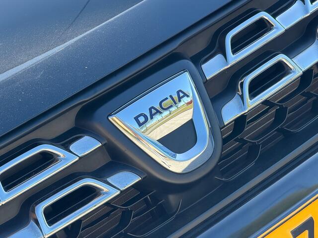 Dacia Duster 1.2 TCe 4x2 Laur�ate - Noir Nacre - Cruise/Trekhaak/Airco