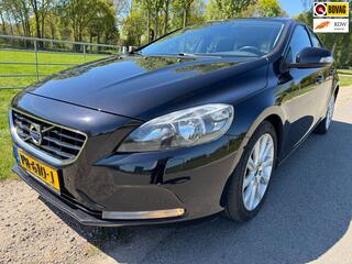 VOLVO V40 1.6 D2 Kinetic AUTOMAAT|stoelverwarming|climate control