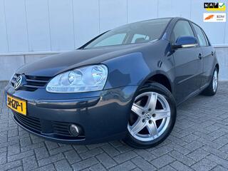 Volkswagen Golf VI