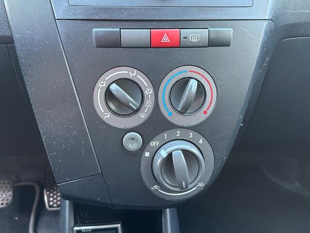 Daihatsu Cuore 1.0 Premium / 5 Deurs/ Airco/ Elek. Ramen