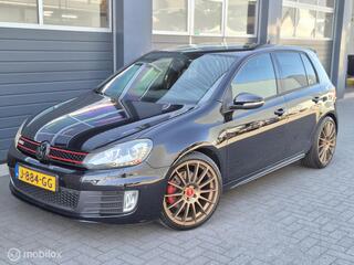 Volkswagen Golf VI