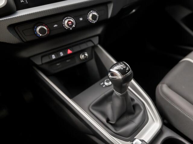 Audi A1 Sportback 25 TFSI Sport APPLE CARPLAY, GROOT NAVI, LANE ASSIST, SPORTSTOELEN, CRUISE, GETINT GLAS, STAAT