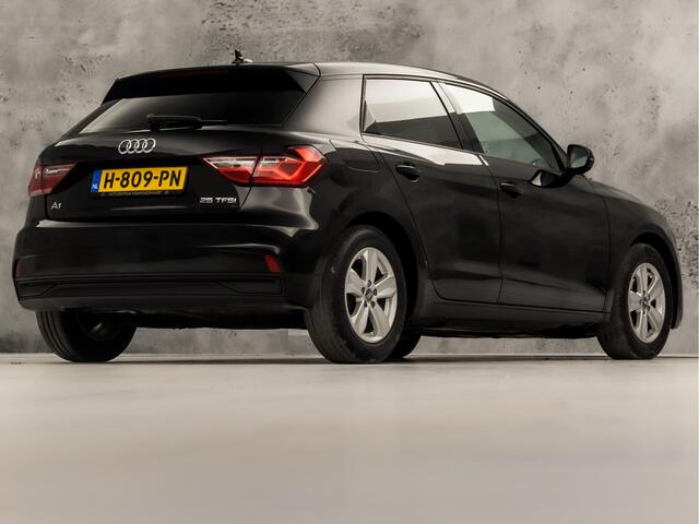 Audi A1 Sportback 25 TFSI Sport APPLE CARPLAY, GROOT NAVI, LANE ASSIST, SPORTSTOELEN, CRUISE, GETINT GLAS, STAAT