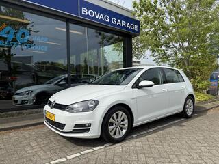 Volkswagen Golf VII
