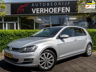VOLKSWAGEN GOLF 1.4 TSI Connected Series - CARPLAY - PARKEERCAMERA - STOELVERWARMING - XENON - VOLLEDIG ONDERHOUD - CRUISE