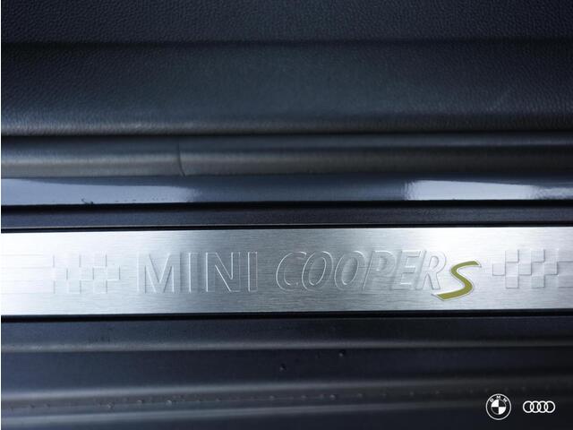 Mini Countryman 1.5 Cooper SE ALL4 / PANODAK / AMBIENTE / CARPLAY / 18