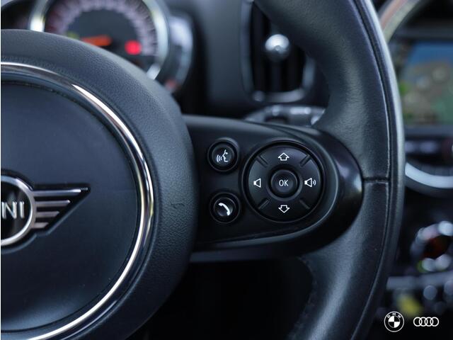 Mini Countryman 1.5 Cooper SE ALL4 / PANODAK / AMBIENTE / CARPLAY / 18
