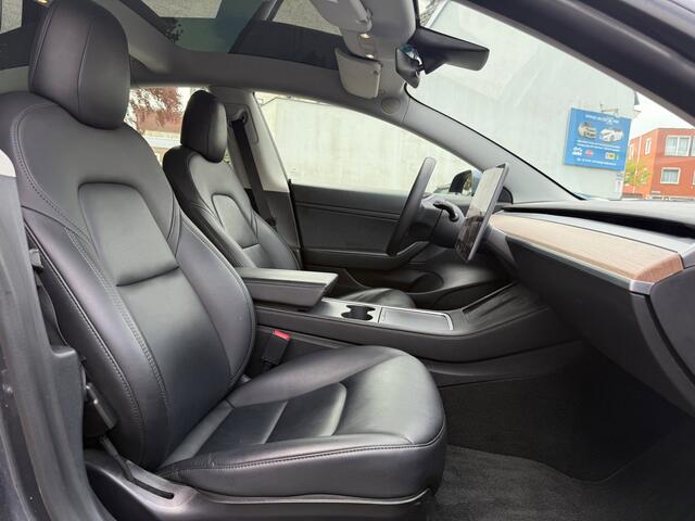 Tesla Model 3 Standard RWD Plus 60 kWh | Trekhaak | SOH 77.7% | Autopilot | Org. NL NAP | BTW |