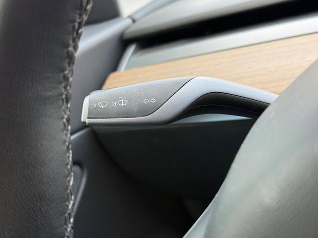 Tesla Model 3 Standard RWD Plus 60 kWh | Trekhaak | SOH 77.7% | Autopilot | Org. NL NAP | BTW |