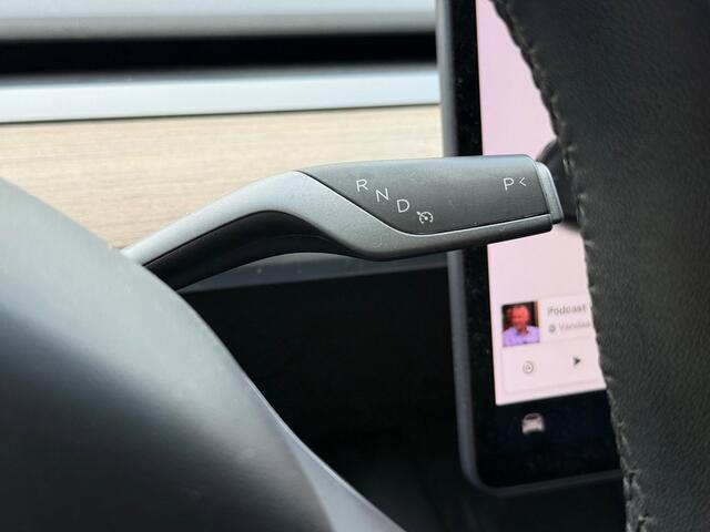 Tesla Model 3 Standard RWD Plus 60 kWh | Trekhaak | SOH 77.7% | Autopilot | Org. NL NAP | BTW |
