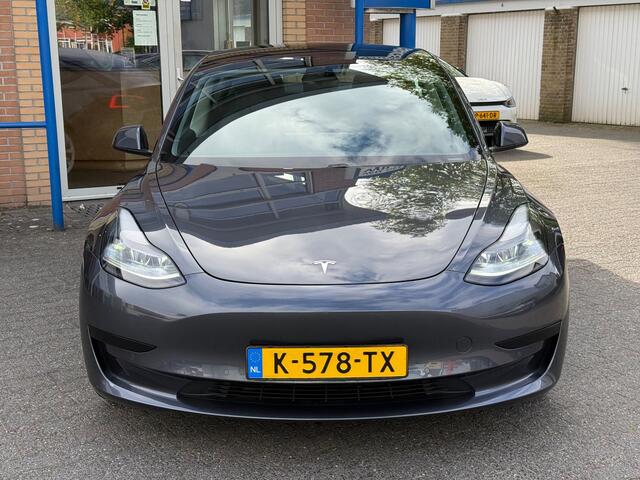 Tesla Model 3 Standard RWD Plus 60 kWh | Trekhaak | SOH 77.7% | Autopilot | Org. NL NAP | BTW |