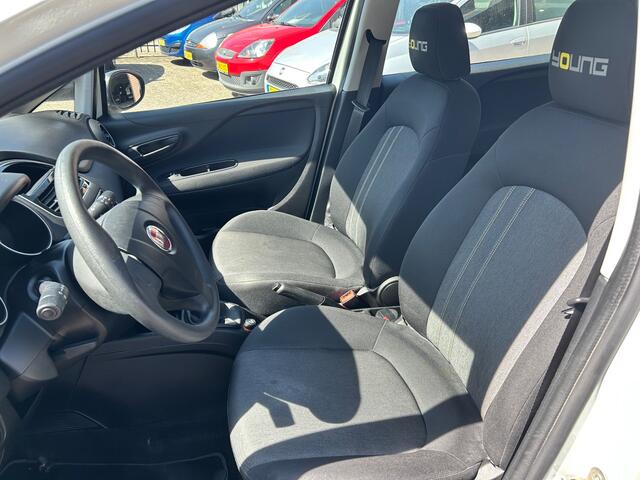 Fiat Punto Evo 0.9 TwinAir Young/128.000 NAP//APK 21-2-'27