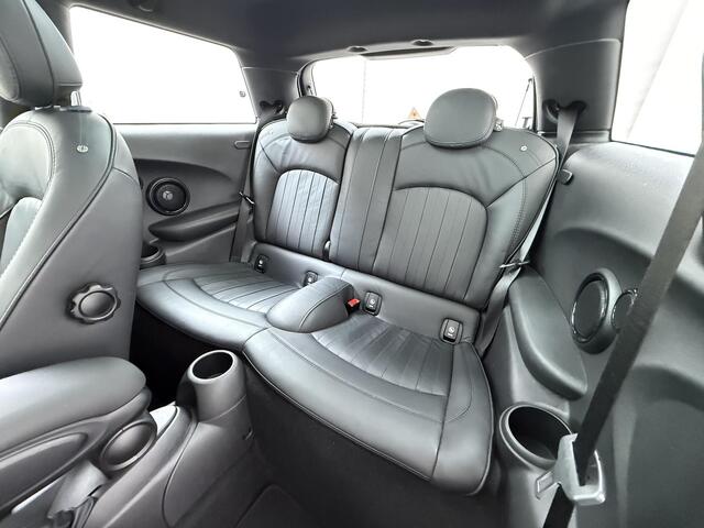 Mini Cooper S 3-Deurs 2.0 Panoramadak | Leder |  JCW John Cooper Works | Navigatie |