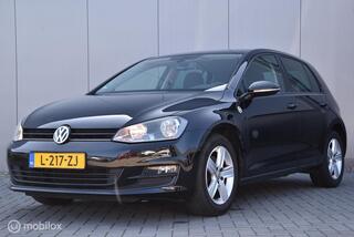 Volkswagen Golf VII