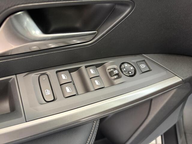 Peugeot 5008 1.6 Plug-in Hybrid 195 Allure | Navigatie | Camera | Parkeersensoren| Apple Carplay | Android Auto | Tot 8 jaar garantie
