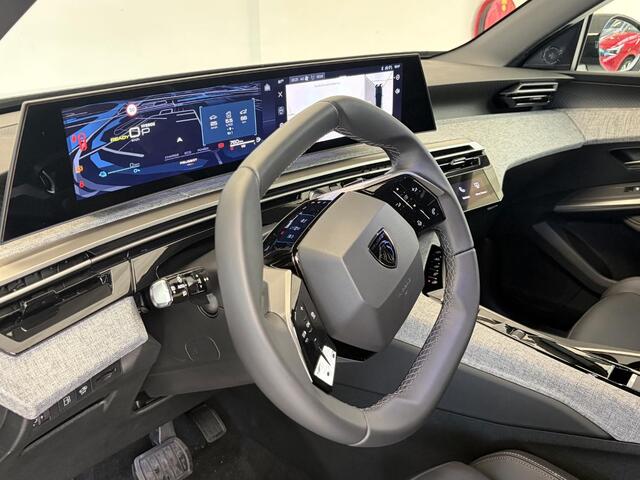 Peugeot 5008 1.6 Plug-in Hybrid 195 Allure | Navigatie | Camera | Parkeersensoren| Apple Carplay | Android Auto | Tot 8 jaar garantie