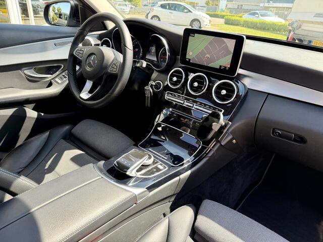 Mercedes-Benz C-Klasse 180 Estate AMG Sport Automaat | Pano | Elek. Achterklep | Navi | Trekhaak