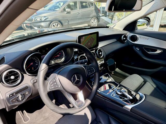Mercedes-Benz C-Klasse 180 Estate AMG Sport Automaat | Pano | Elek. Achterklep | Navi | Trekhaak