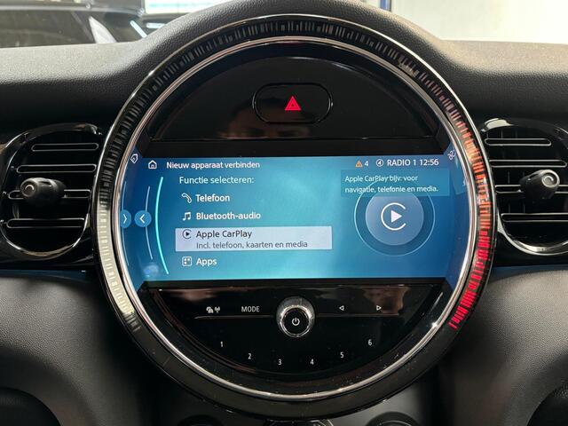 Mini Electric Classic 33 kWh | Apple Carplay | Parkeersensoren achter | NL auto | 1e eigenaar | BTW |