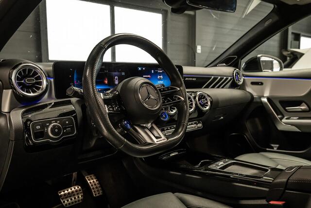 Mercedes-Benz A-Klasse AMG 35 4MATIC Burmester | Pano | 1e eigenaar