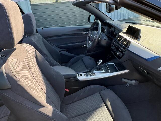 BMW 2-Serie 220I High Executive M-sport I Alcantara I Navi All-in prijs