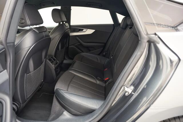 Audi A5 SPORTBACK 35 TFSI Sport S-Line edition Aut. [ LED Navi Stoelverwarming Half-leder ]