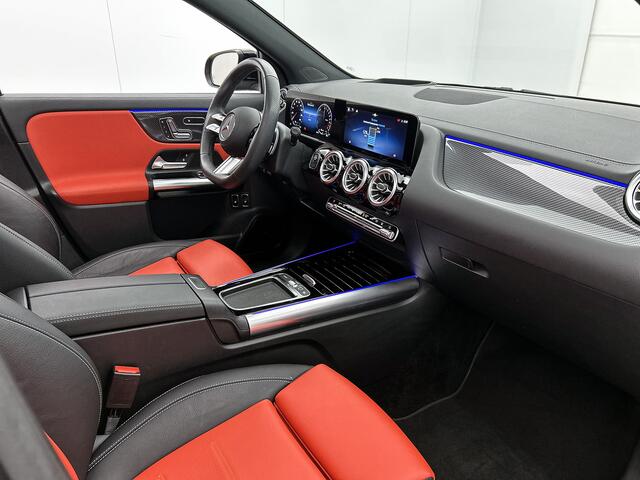 Mercedes-Benz GLA-Klasse 250 e AMG Plug-In Hybride | Pepper Red Leder | Distronic  |Memory | 360 gr Camera | Head up Displ. | Stuur En stoelverwarming | Inclusief 2
