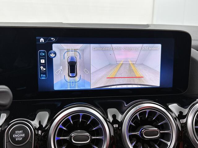 Mercedes-Benz GLA-Klasse 250 e AMG Plug-In Hybride | Pepper Red Leder | Distronic  |Memory | 360 gr Camera | Head up Displ. | Stuur En stoelverwarming | Inclusief 2