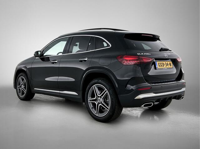 Mercedes-Benz GLA-Klasse 250 e AMG Plug-In Hybride | Pepper Red Leder | Distronic  |Memory | 360 gr Camera | Head up Displ. | Stuur En stoelverwarming | Inclusief 2