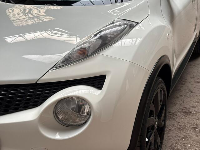 Nissan Juke 1.6 Sport Black&White Automaat NAVIGATIE, CLIMATE, CAMERA, SPORTSTOELEN, GETINT GLAS, CRUISE, STAAT
