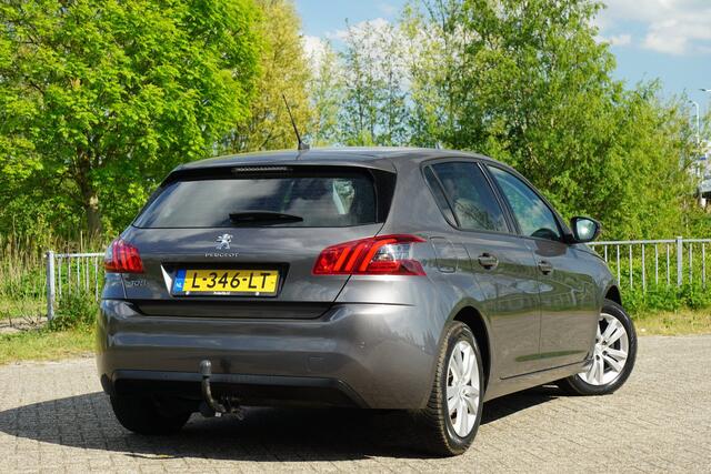 Peugeot 308 1.2 PureTech Blue Lease | Platinum Grey Metallic | AppleCarplay/Cruise/LED/Navi/Trekhaak - staat