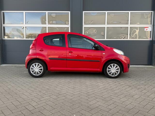 Peugeot 107 1.0 Sublime5 DrsAircoElektr. RamenAUX